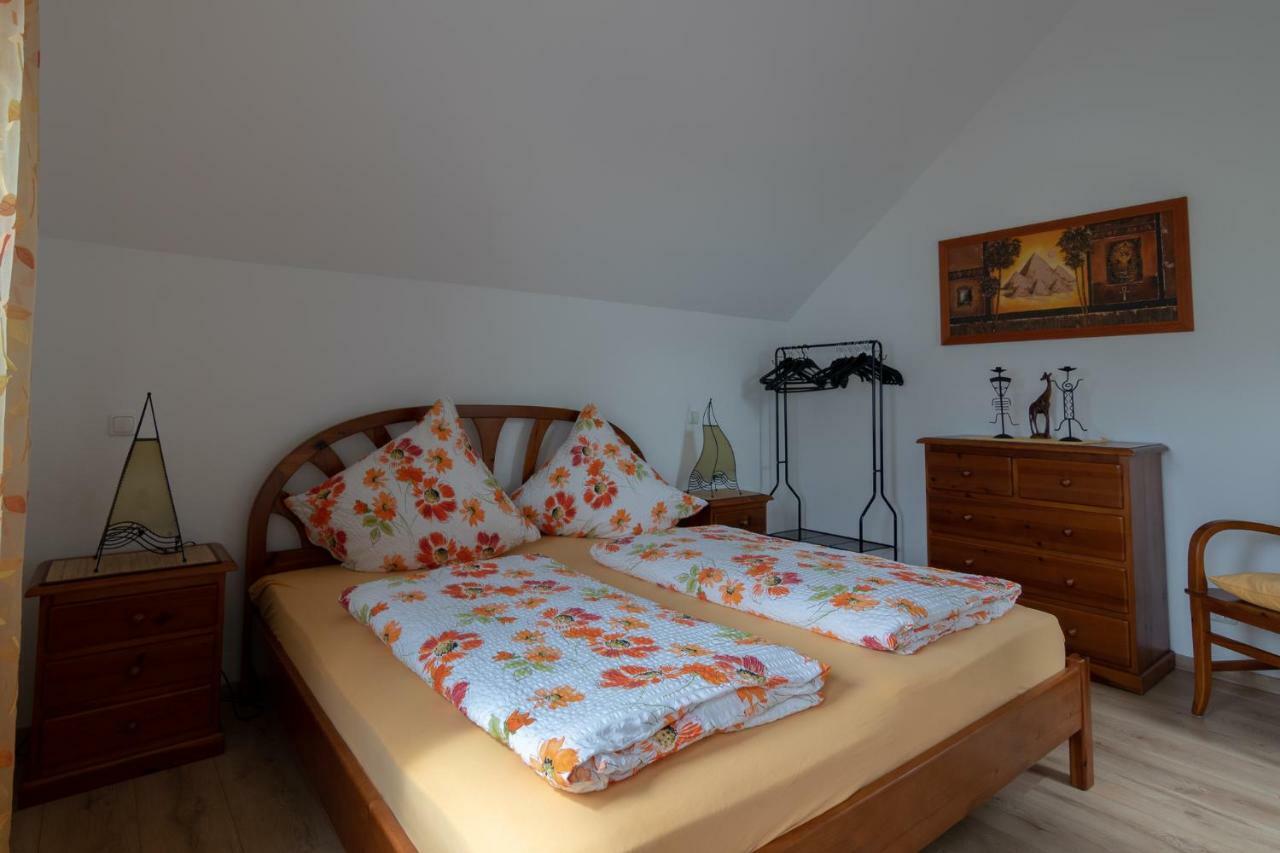 Apartment Eva Wimbach ภายนอก รูปภาพ
